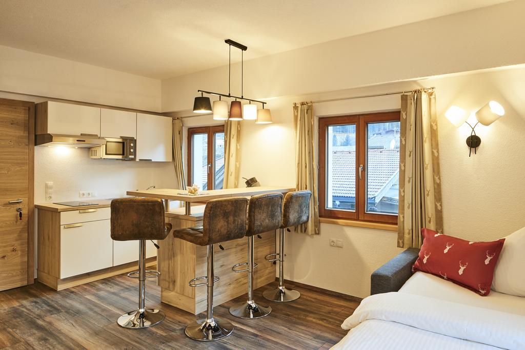 Tirolerhof - Appartementhaus Kaunertal Dış mekan fotoğraf