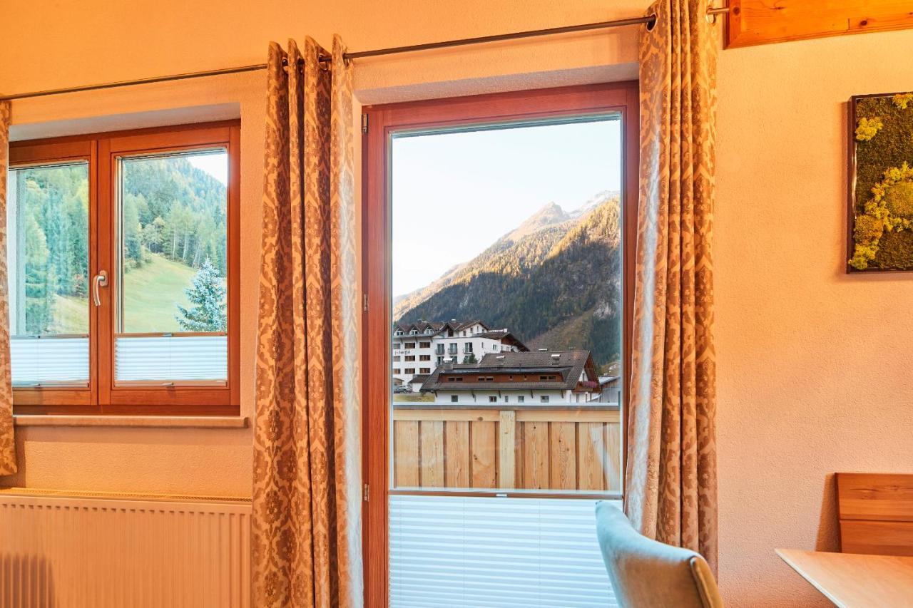 Tirolerhof - Appartementhaus Kaunertal Dış mekan fotoğraf
